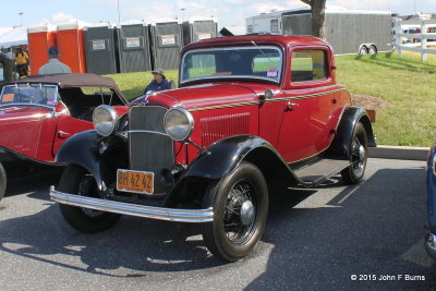 1932 Ford Model B Deluxe 3 Window Coupe