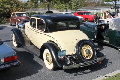 1933 Cadillac V8 Fisher style 272 Coupe for 5-passengers