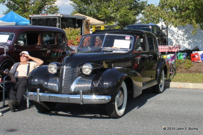 1939 Cadillac 60 Special Town Car by Derham