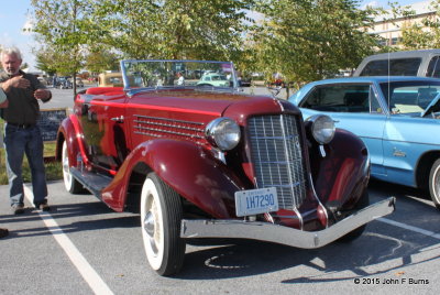 1935 Auburn 851 Phaeton Sedan