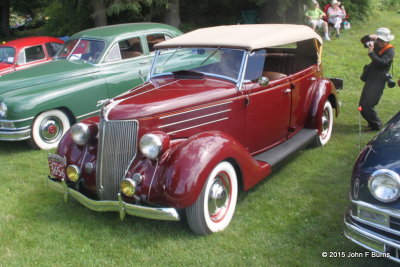 1936 Ford V8 Deluxe Phaeton