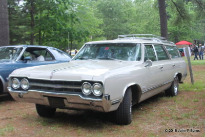 Oldsmobile Vista Crusier