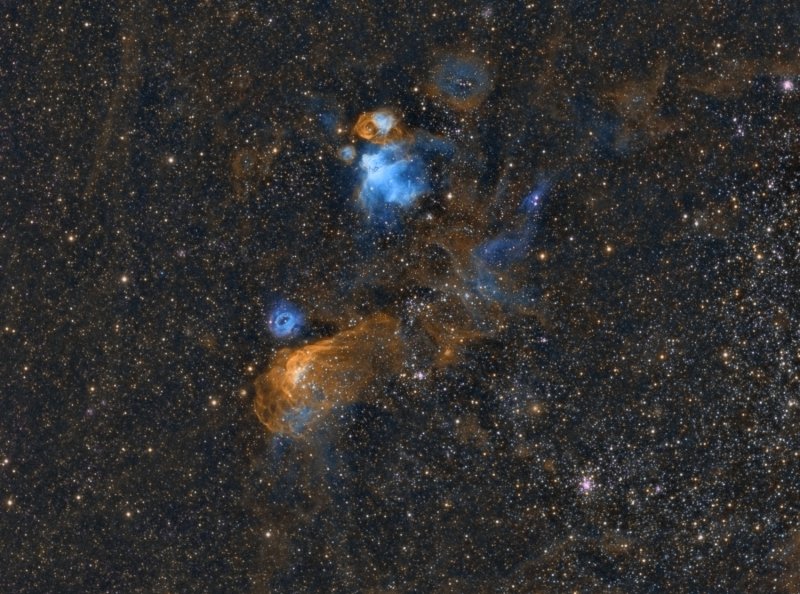 NGC2014_Hubble.jpg