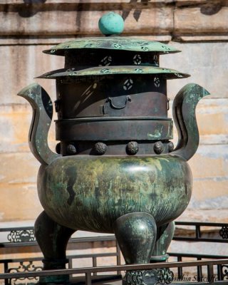 Forbidden City Incense Burner