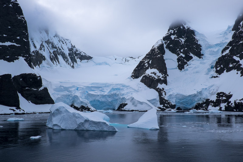 Glacier in the Mist - Alan Story - CAPA 2015 Pacific Zone Print Competition- Points: 20