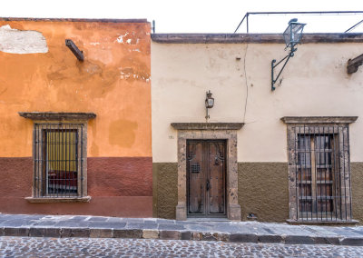 Mexican Mondrian - Locations