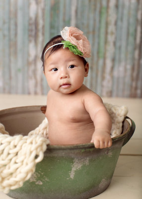 Rebecca C. 3 month session 2014_0051-proof2.jpg