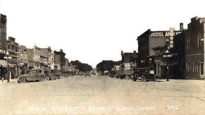 Main St Spirit Lake 1925/26