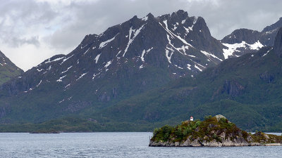 B012893.jpg