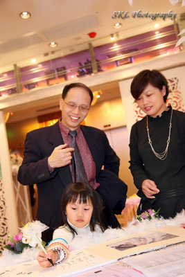 IMG_2781Brw.jpg