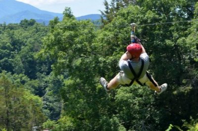 Buddy zip lining