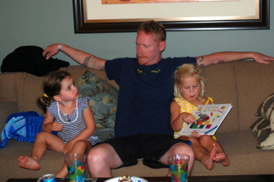 Scott and his nieces