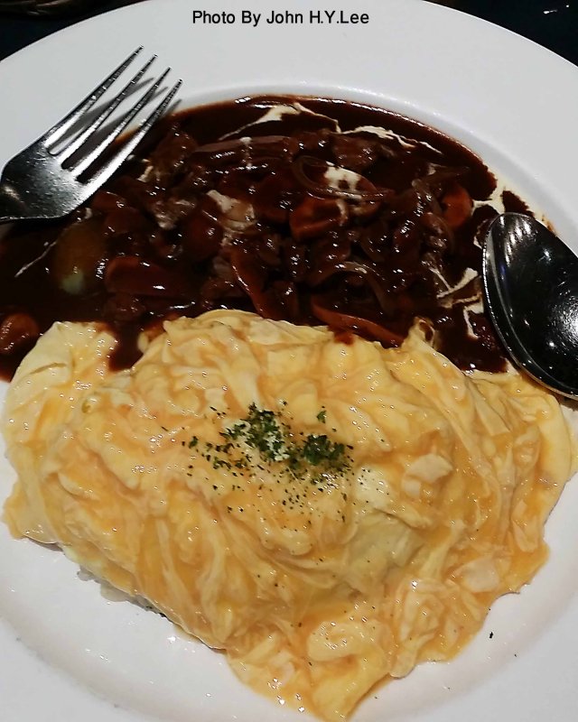 Beef With Omelette Butter Rice.jpg
