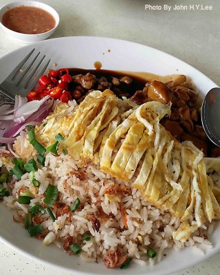 Thai Fried Rice With Pork.jpg