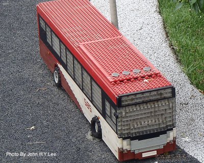010 - Lego Bus 1.jpg