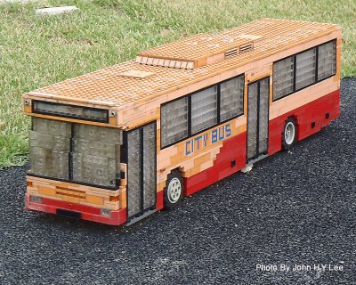 011 - Lego Bus 2.jpg