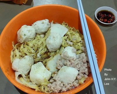 Genuine Fish Ball Noodles.jpg