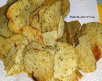 Japanese Seaweed And Salt Potato Chips.jpg