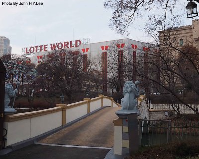 068 - Lotte World.jpg