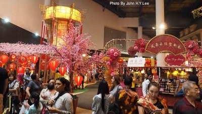 028 - Chinese New Year Mood.jpg