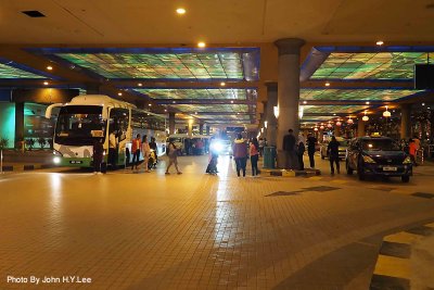 067 - Shuttle Bus On The Left Down To Mushroom Farm Bus Terminal.jpg