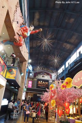 068 - Back To Indoor Theme Park.jpg