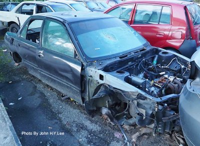 099 - Another Wrecked Car.jpg