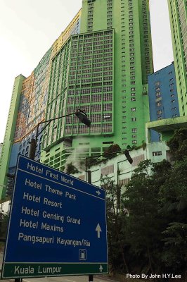189 - Hotel First World.jpg