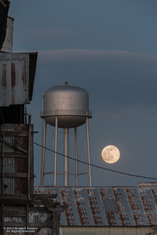 Indianola-Moonrise-2016-05-21-Image-01