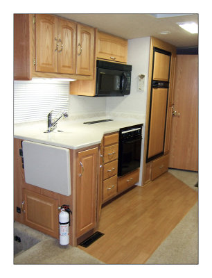2002 Winnebago Itasca Suncruiser 35U for Sale
