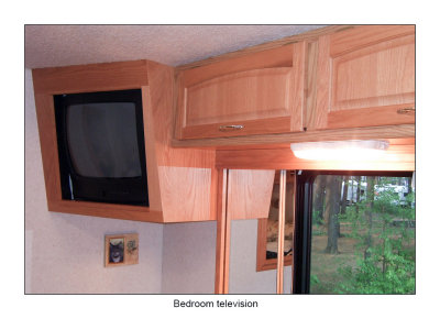 2002 Winnebago Itasca Suncruiser 35U for Sale