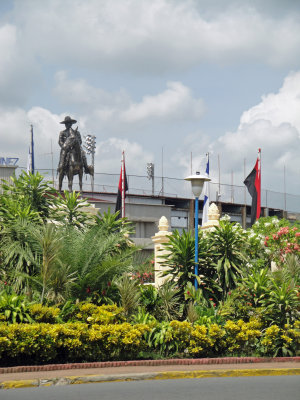 Patriotic Statues