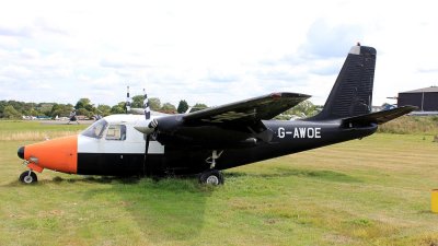 G-AWOE Aero Commander 680E Commander [680E-753-41]