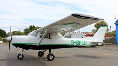 G-BFLU Reims Cessna F152 [F152-1433]