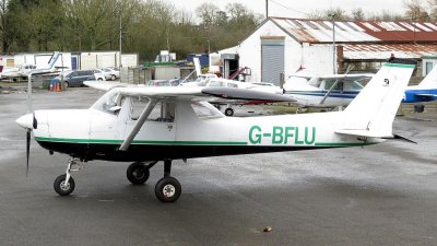 G-BFLU Reims Cessna F152 [F152-1433]