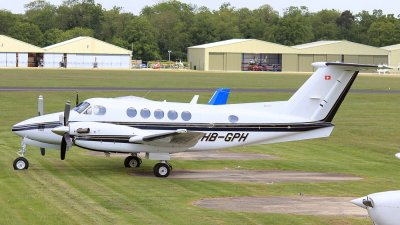 HB-GPH Beech B200 Super King Air (Raytheon built) [BB-1569]