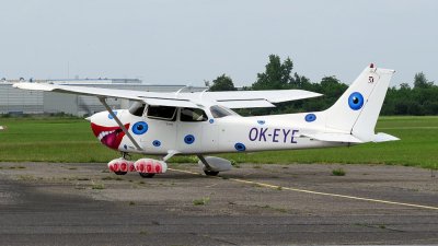OK-EYE Cessna 172 [172S9427]