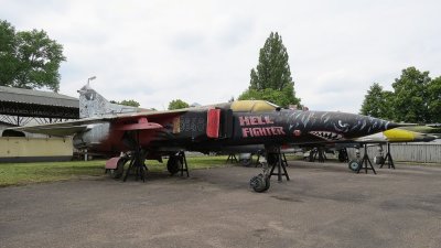 3646 Mikoyan-Gurevich MiG-23MF Flogger [0390213646]