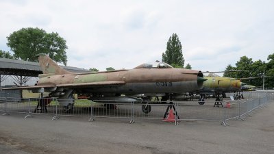 6513 Sukhoi Su-7BKL [6513]