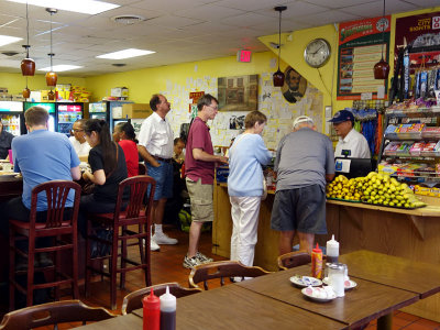 Lincoln's Waffle Shop