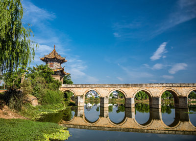 Twin Dragon Bridge - Jianshui