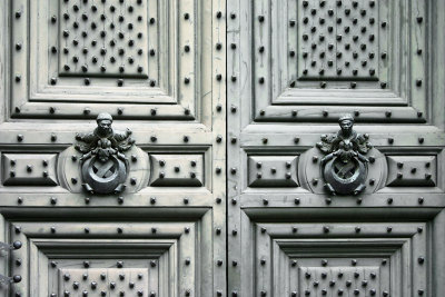 Lucca Doors