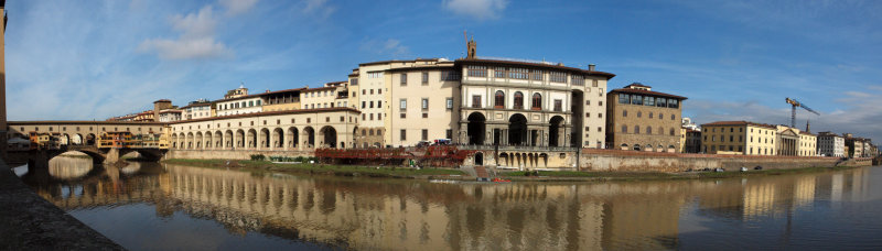 Panorama - Along the bank of the river in Florence