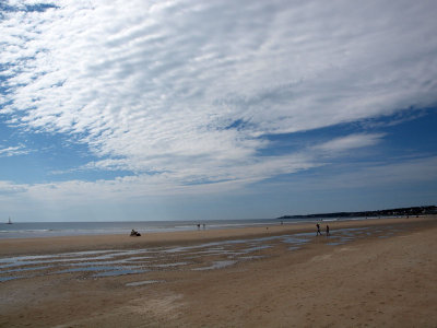 Early arrivals at the beach