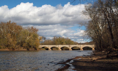 The aqueduct in the sunlight