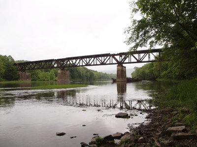 Abandoned WMRT bridge across the Potomac