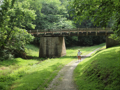 Location of old swing bridge at Point of Rocks