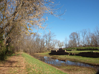 Canal at Whites Ferry