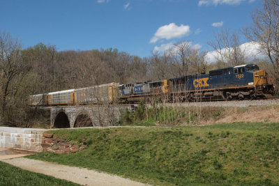 The CSX train