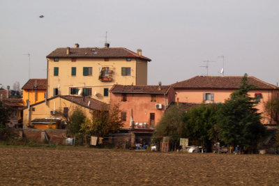 Buildings in the Italian countryside